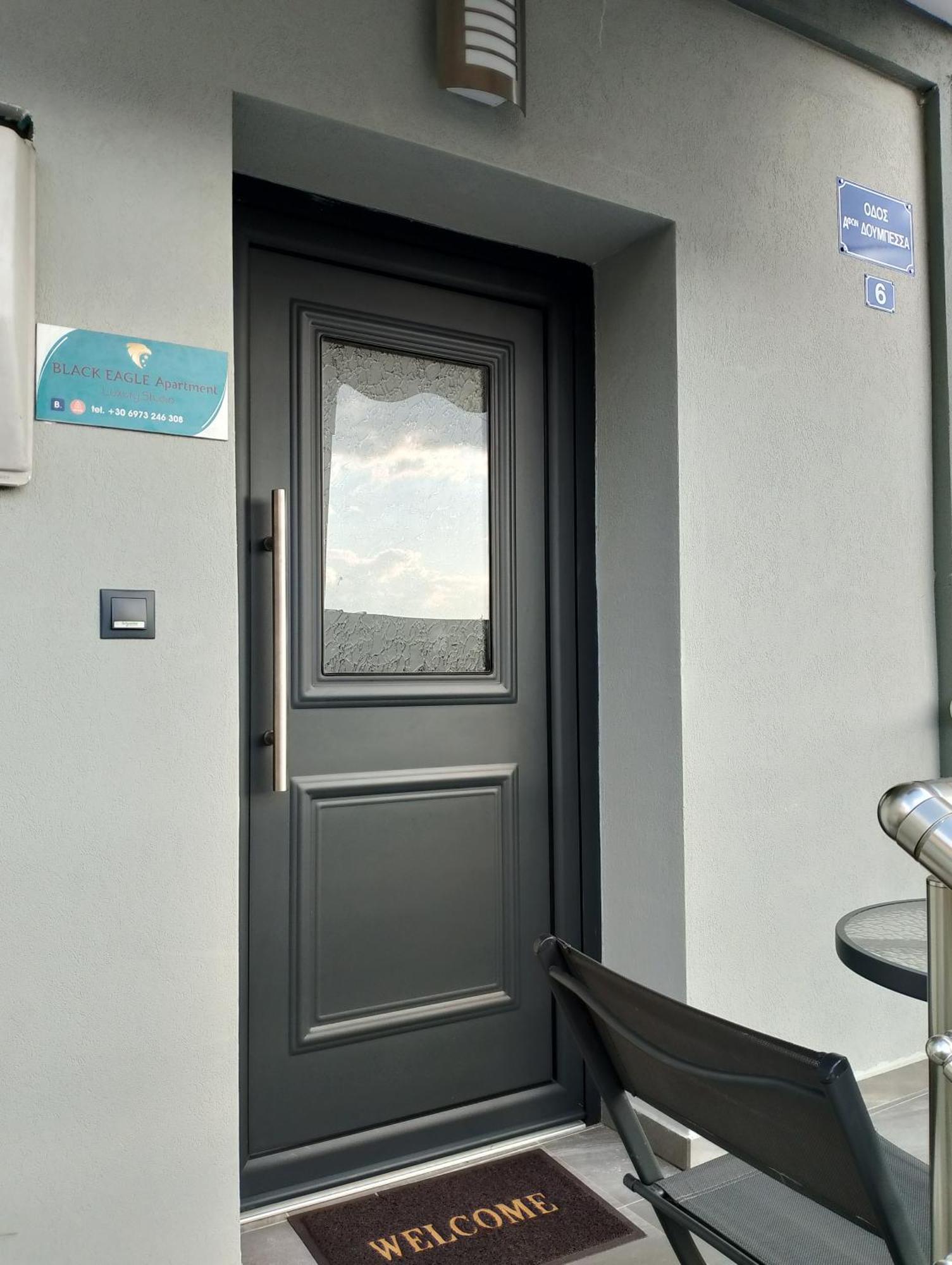Black Eagle Apartment Dráma Buitenkant foto